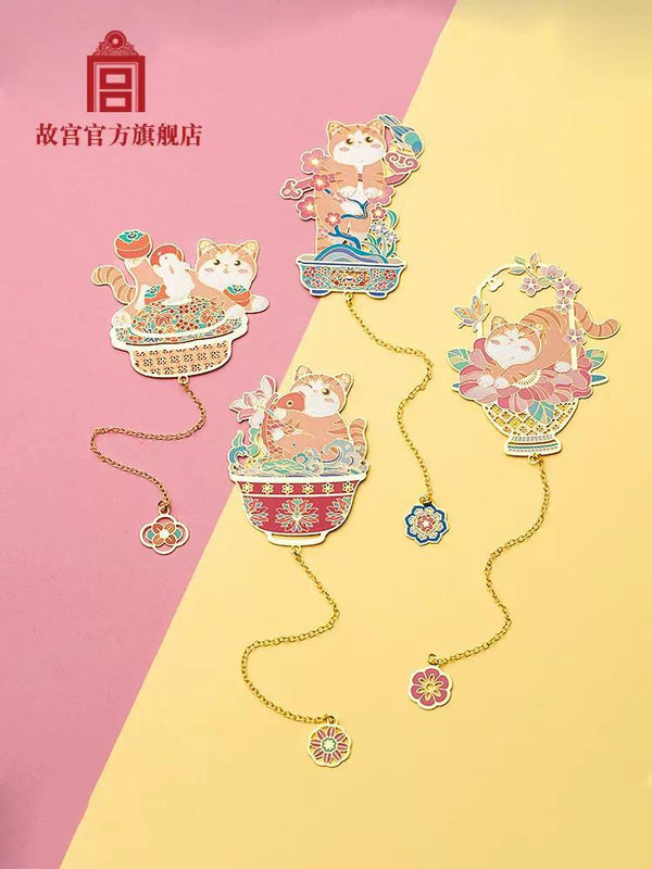 The Palace Cute Cat With Wellness Bookmark 萌猫如意艺术书签